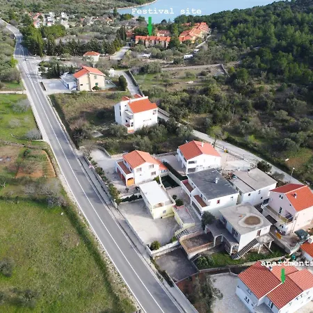 Apartamento House In Near The Festival Site *