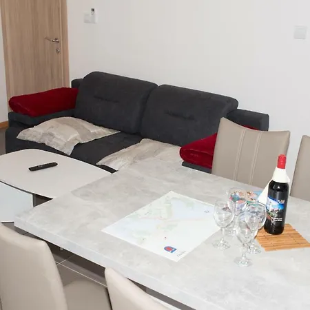 House In Near The Festival Site * Tisno