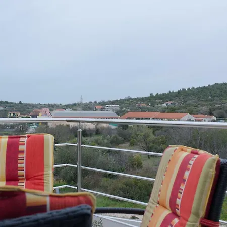 House In Near The Festival Site * Tisno