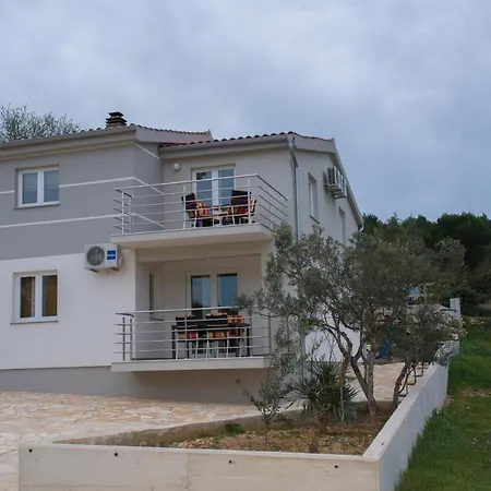 Apartamento House In Near The Festival Site